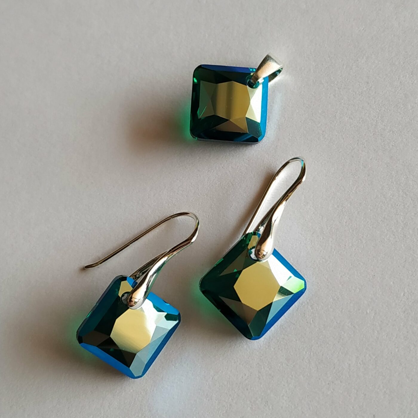 Conjunto Princess Cut Emerald Shimer Gancho - Imagen 2