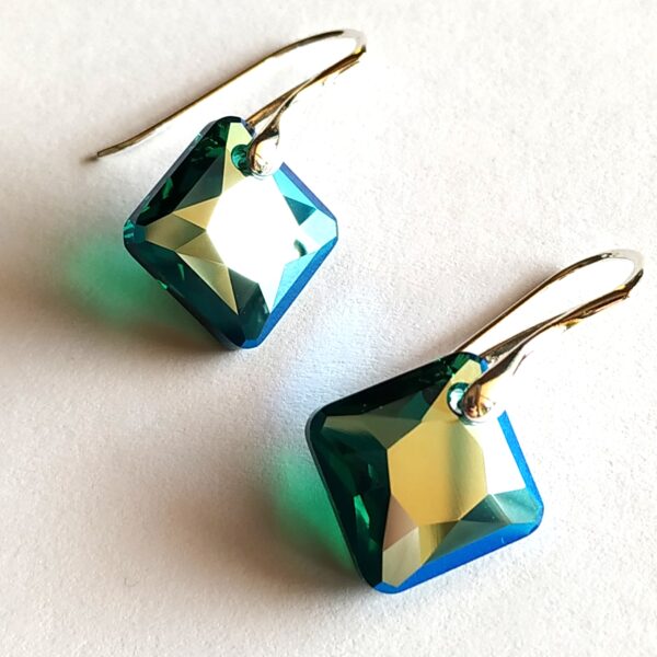 Pendientes Princess Cut Emerald Shimer Gancho