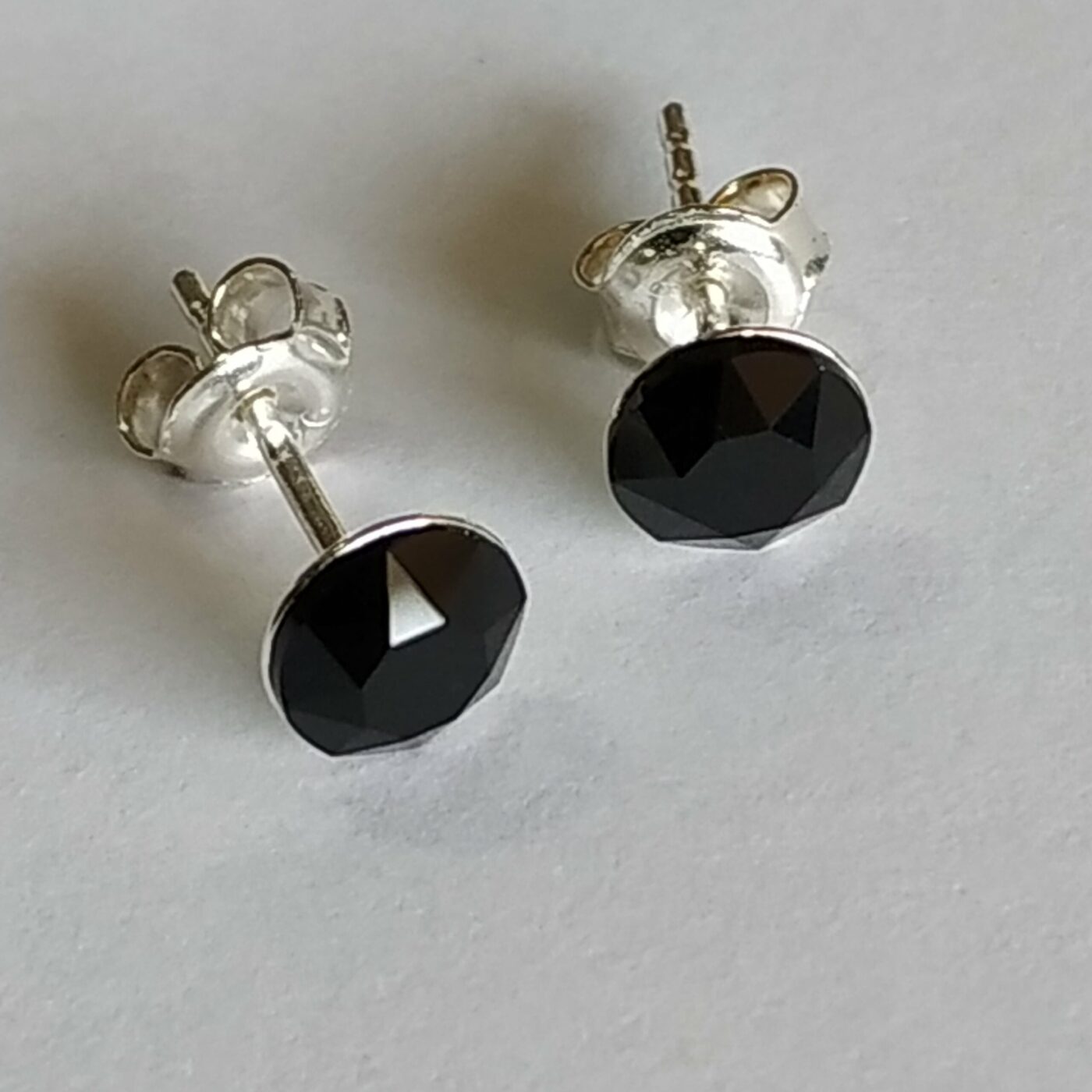 Pendientes Xirius Chaton SS29 Jet - Imagen 3