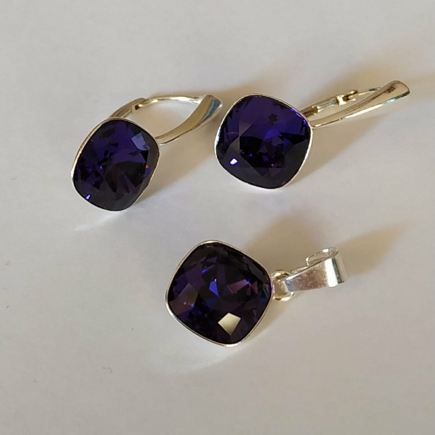 Conjunto Cuadrado Purple Velvet - Imagen 2