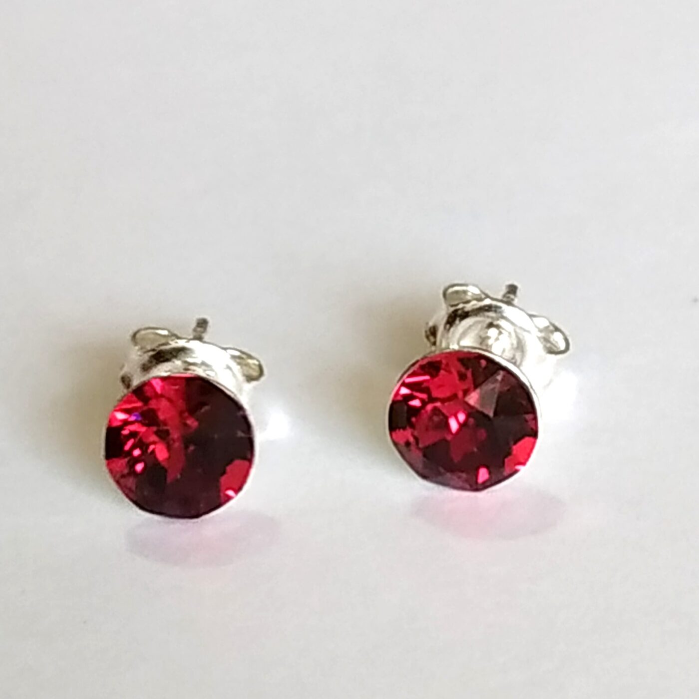 Pendientes Xirius Chaton SS29 Ruby - Imagen 3