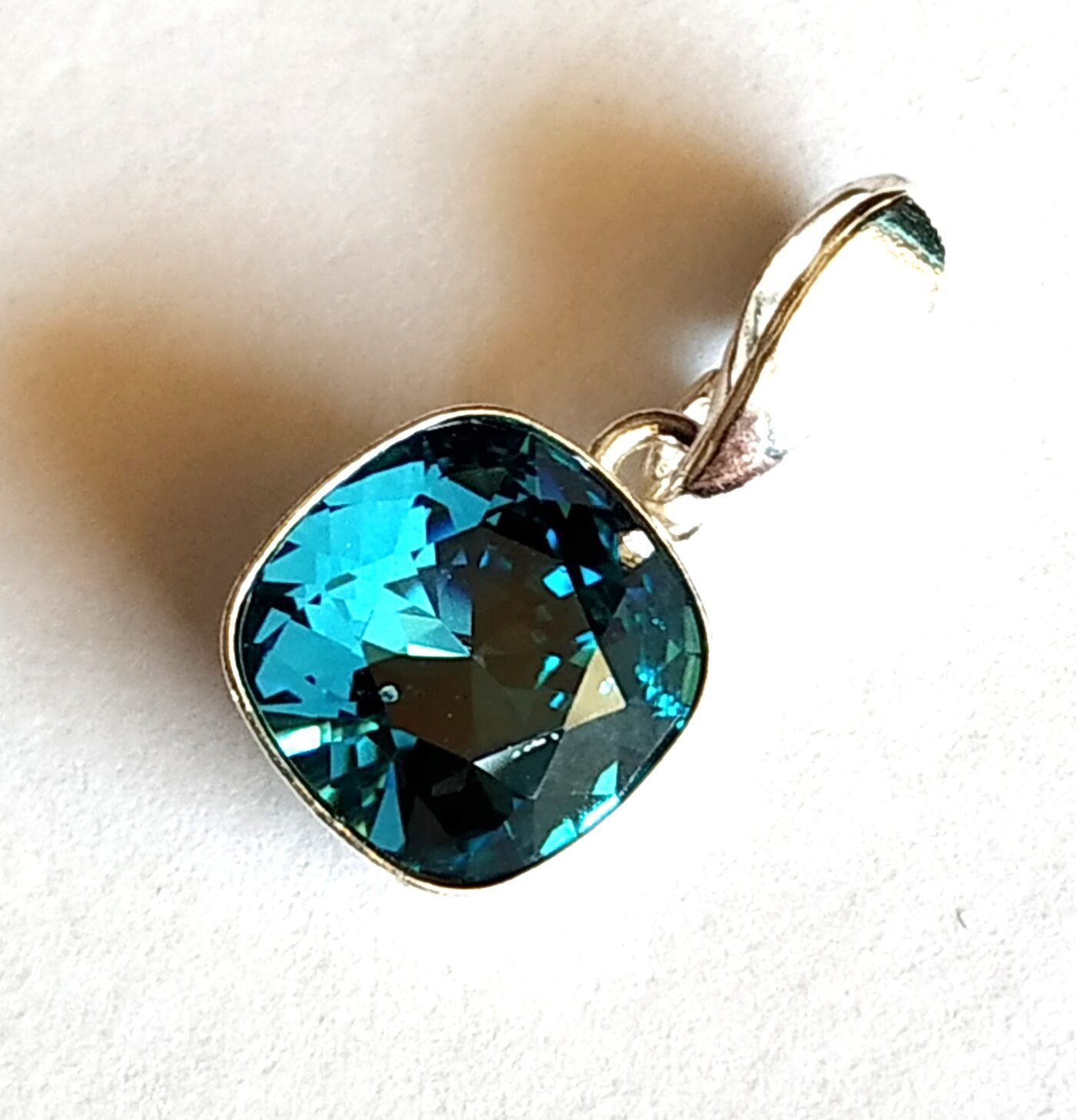 Colgante Cuadrado Presion Indicolite