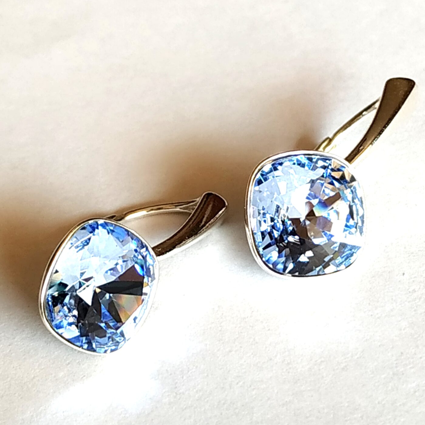 Pendientes Cuadrado Light Sapphire