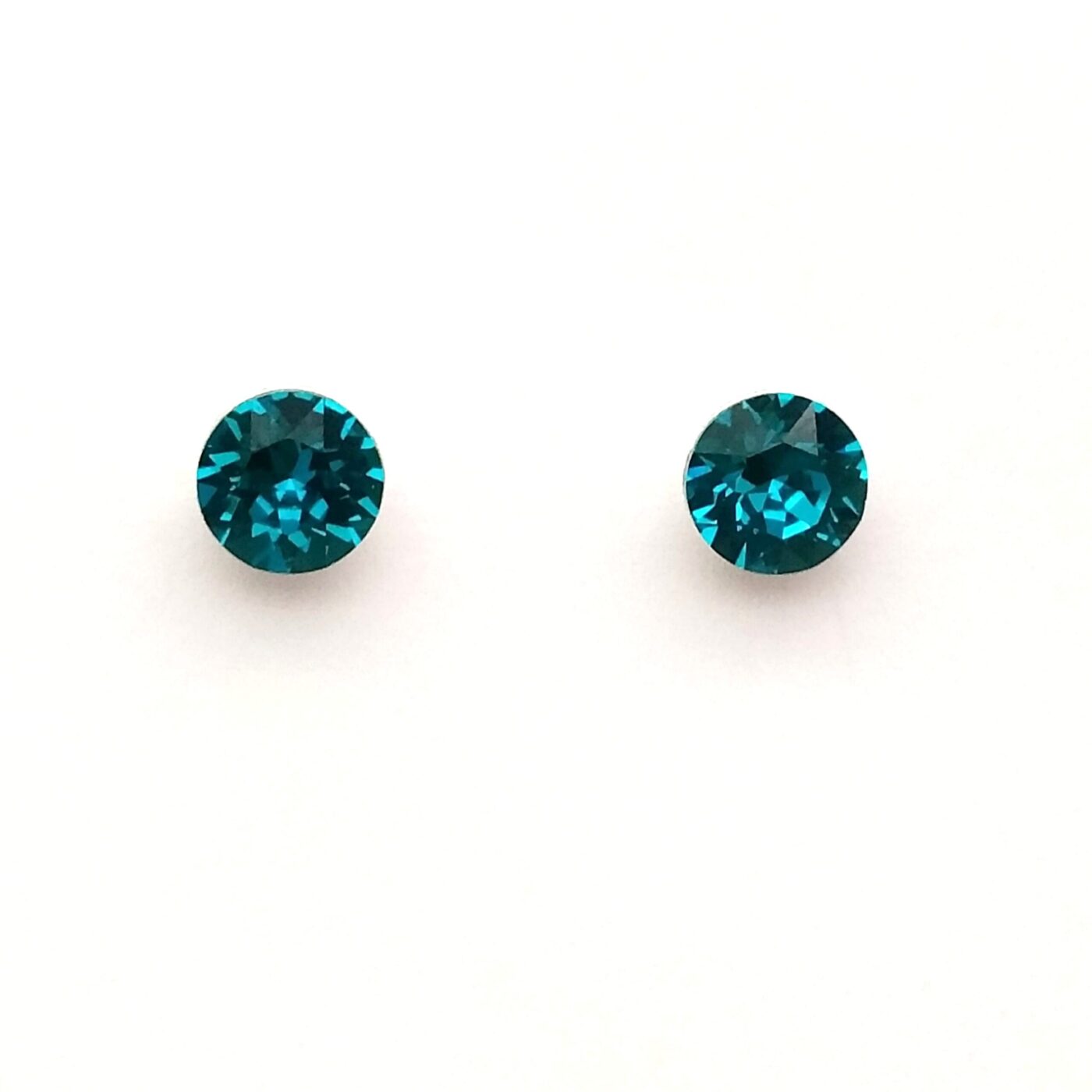 Pendientes Xirius Chaton SS29 Blue Zircon