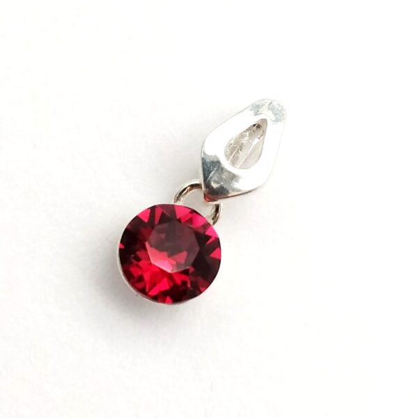 Colgante Xirius Chaton SS29 Ruby